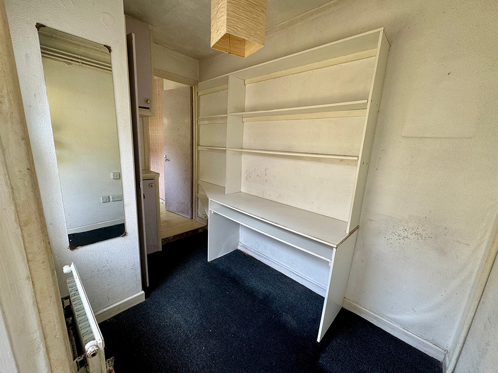 Lot: 130 - END-TERRACE PERIOD COTTAGE - Utility Room